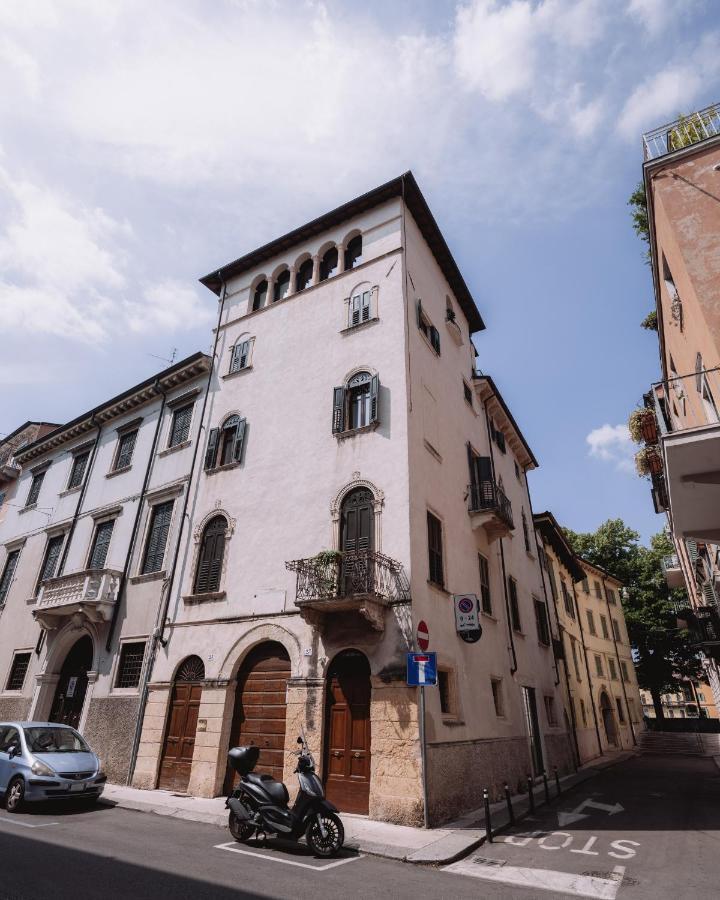 Residenza Roccamaggiore Verona Eksteriør billede