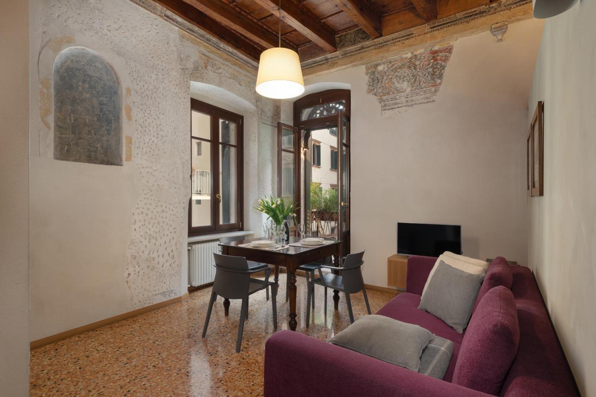 Residenza Roccamaggiore Verona Eksteriør billede