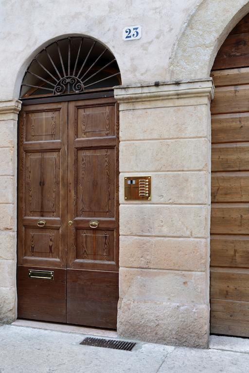 Residenza Roccamaggiore Verona Eksteriør billede